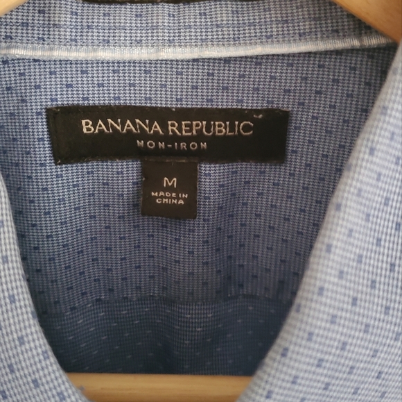 Men's Banana Republic (Grant Fit) Non-Iron Long Sleeve Button Up | M | LIKE NEW - Picture 5 of 6